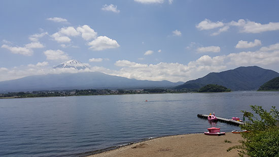 รอบทะเลสาบ คาวากูจิโกะ